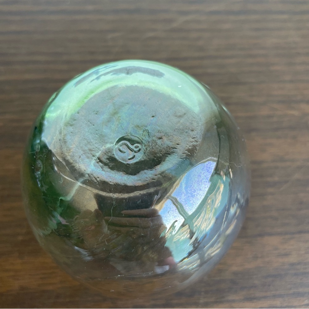 Libbey Green Iridescent Rounded Drinking Glass - Picture 4 of 4